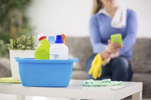 Move out cleaning service for a modern building in Elephant and Castle